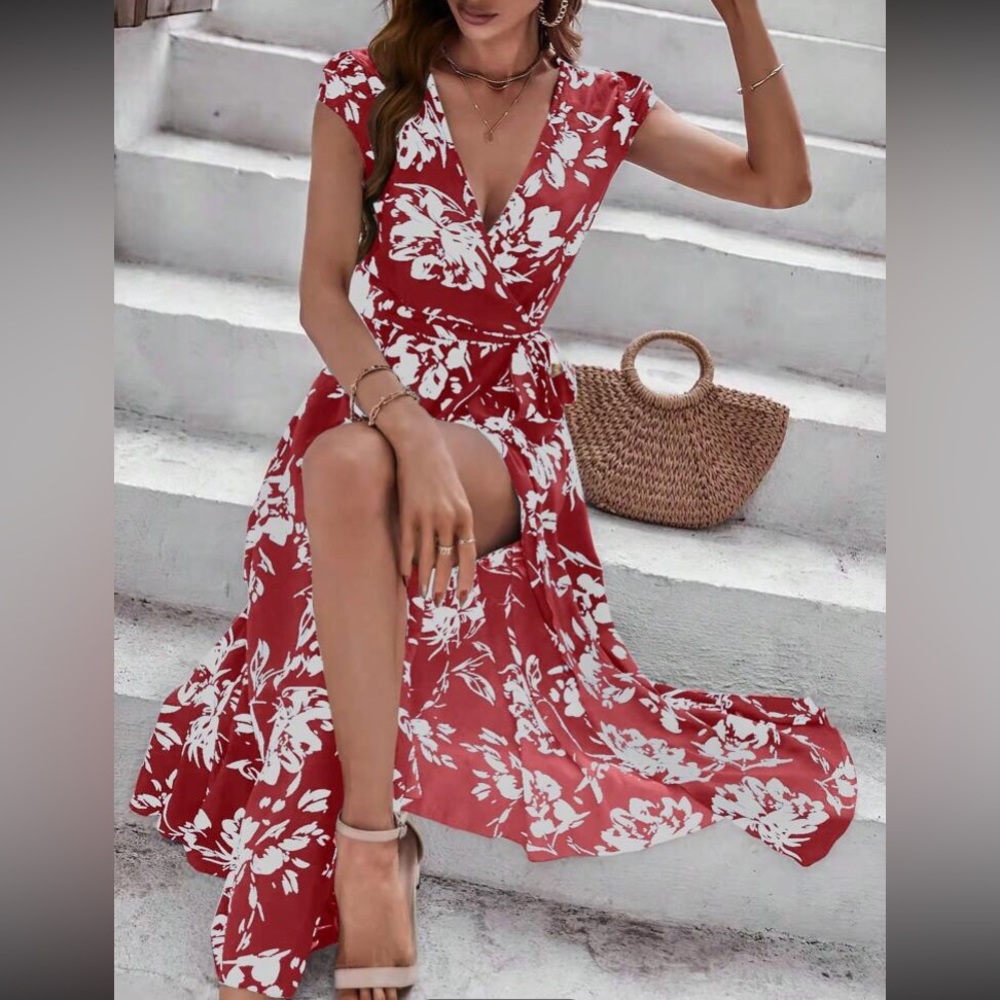 Boho pink floral print wrap dress - Picture 2 of 10
